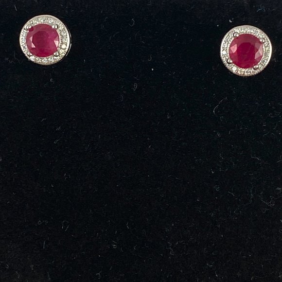 Elegant Round Faceted 6.5mm Nice 3/5 Carat Each Red Ruby Earrings - Picture 7 of 7